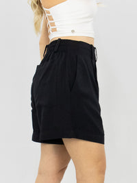 Short Le Jaguar