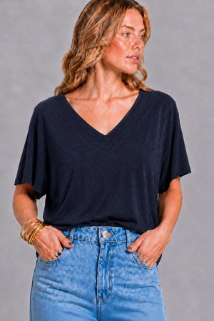 T-shirt Feminina Agna