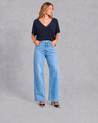 T-shirt Feminina Agna