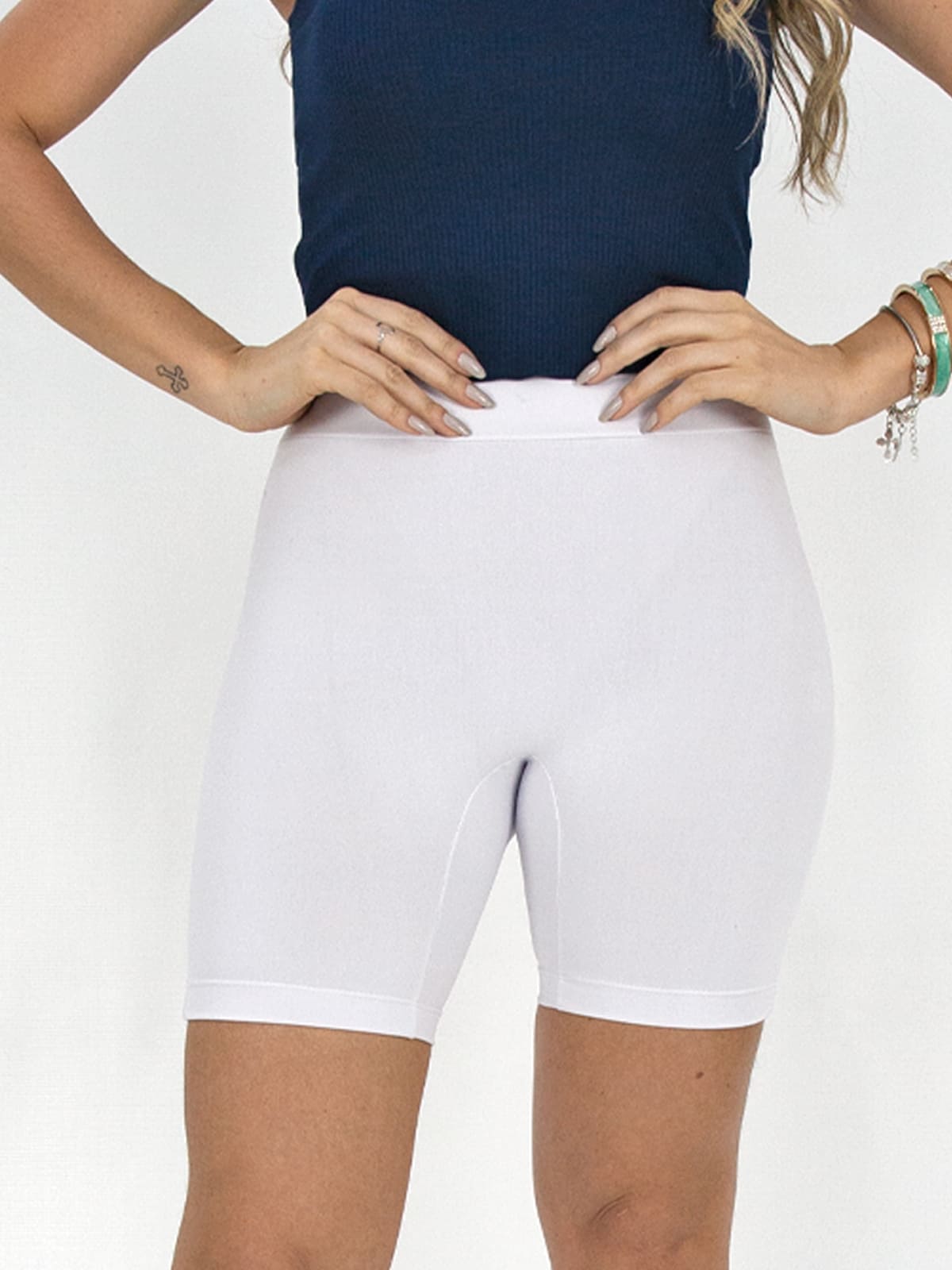 Short Vilma