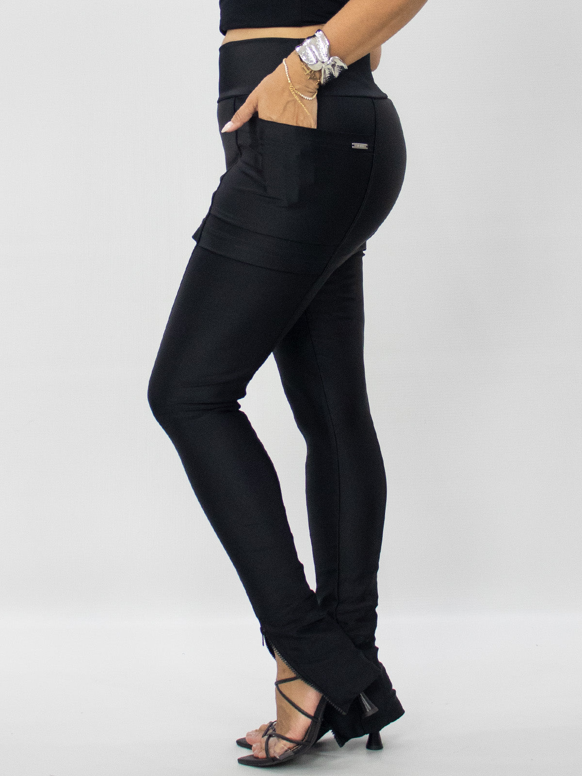 Calça Carlie