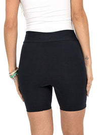 Short Vilma